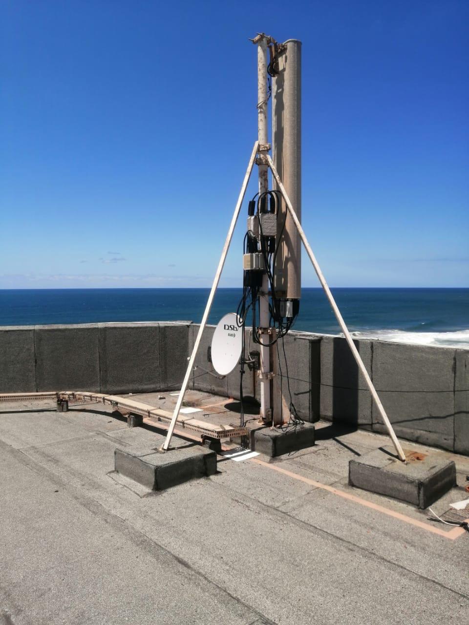 Coastal microwave site