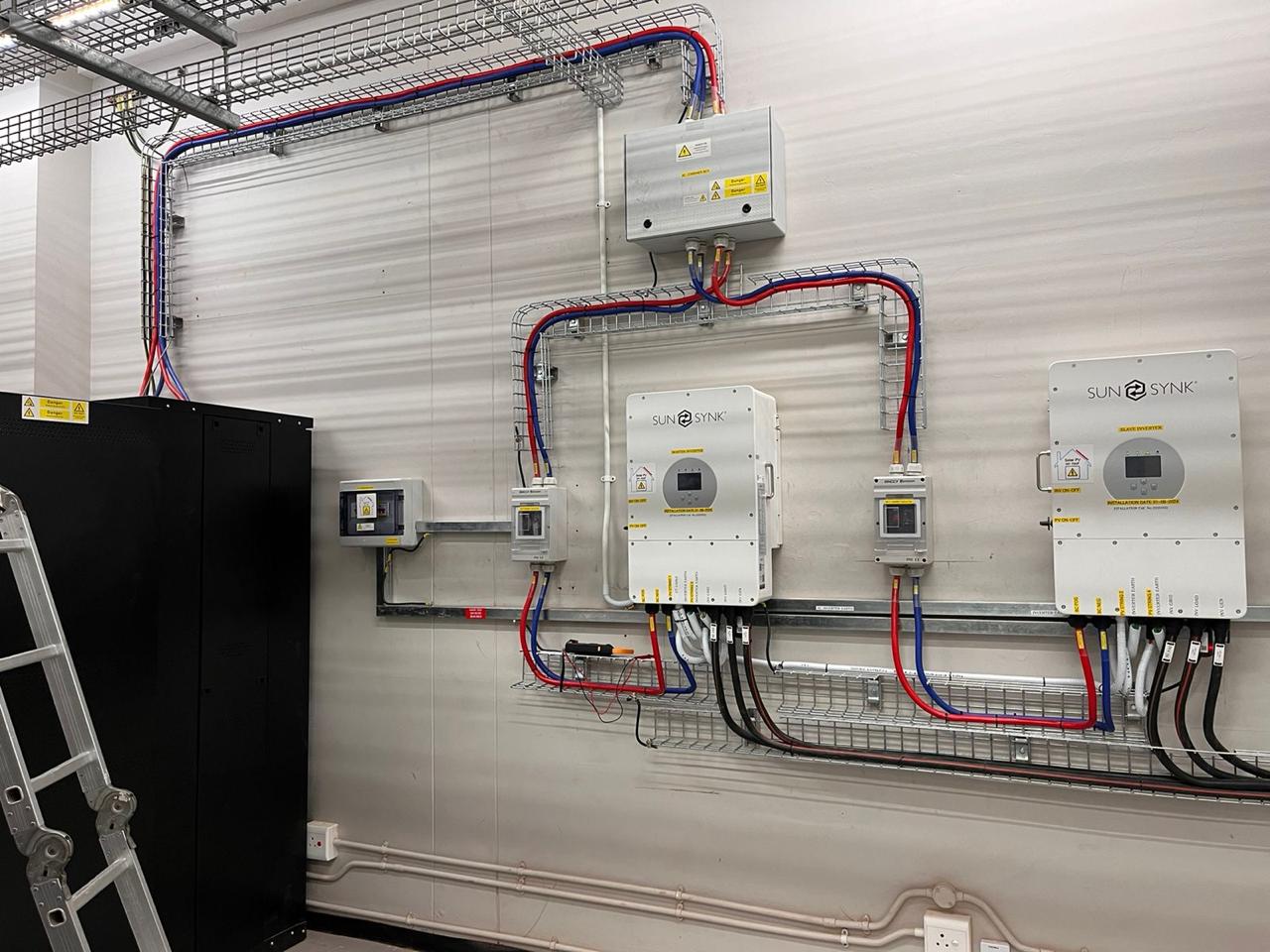 Sunsynk master & slave inverter wall layout