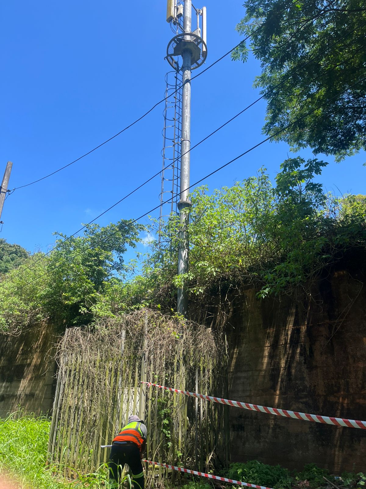 Site access & tower maintenance